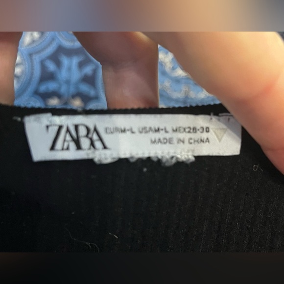 Zara Cropped Ribbed Stretch Tee Scooped Neck Black Size Large - Picture 4 of 4